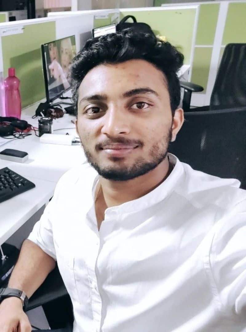 Abhishek Alva Headshot