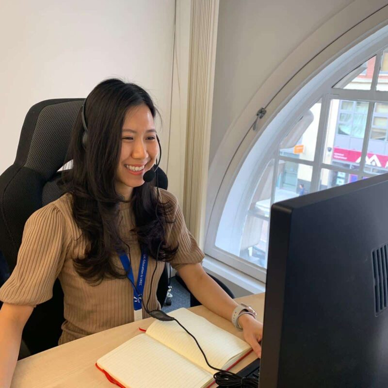 Linh Dao working